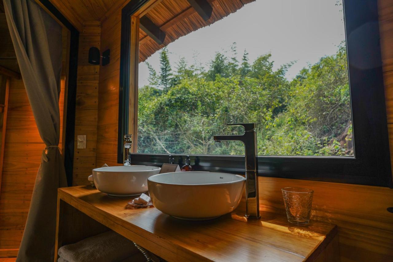Reserva Natural Iguazu - Pristine Luxury Camp Puerto Libertad Bagian luar foto