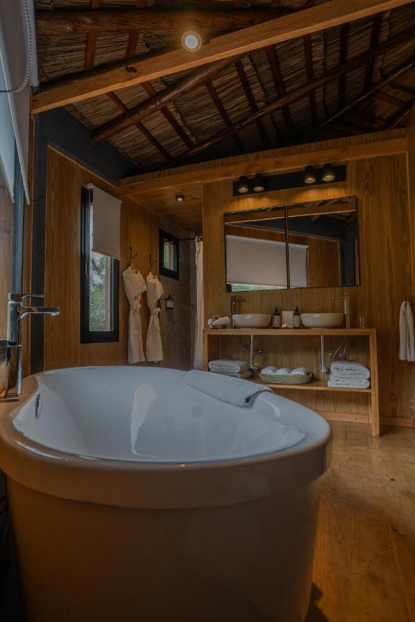 Reserva Natural Iguazu - Pristine Luxury Camp Puerto Libertad Bagian luar foto