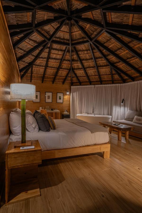 Reserva Natural Iguazu - Pristine Luxury Camp Puerto Libertad Bagian luar foto