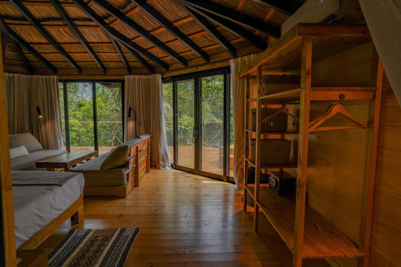 Reserva Natural Iguazu - Pristine Luxury Camp Puerto Libertad Bagian luar foto