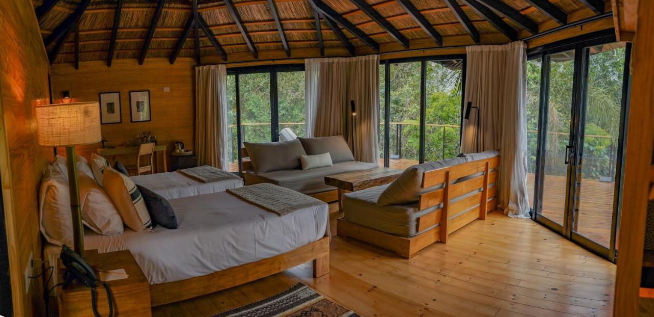 Reserva Natural Iguazu - Pristine Luxury Camp Puerto Libertad Bagian luar foto