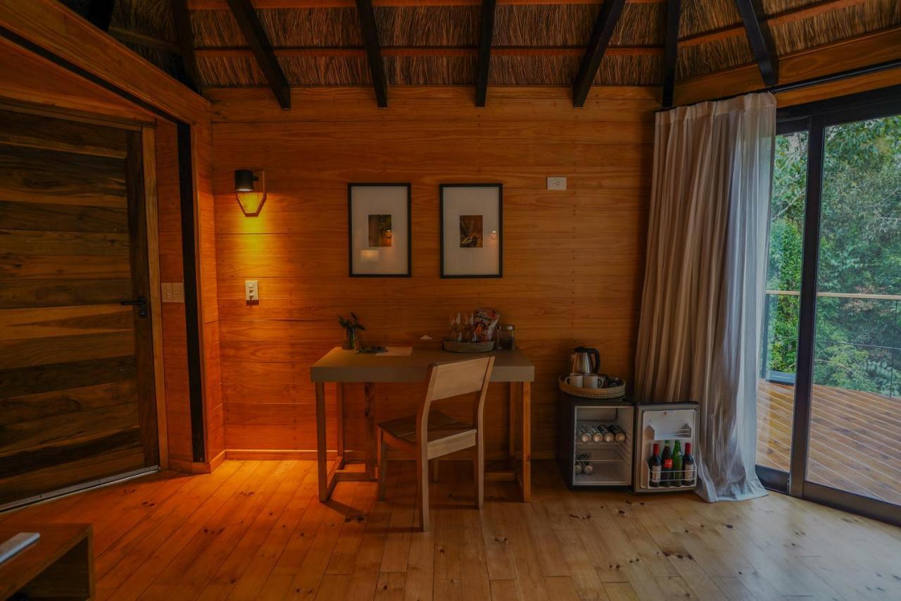 Reserva Natural Iguazu - Pristine Luxury Camp Puerto Libertad Bagian luar foto