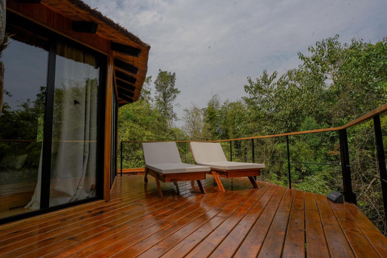 Reserva Natural Iguazu - Pristine Luxury Camp Puerto Libertad Bagian luar foto
