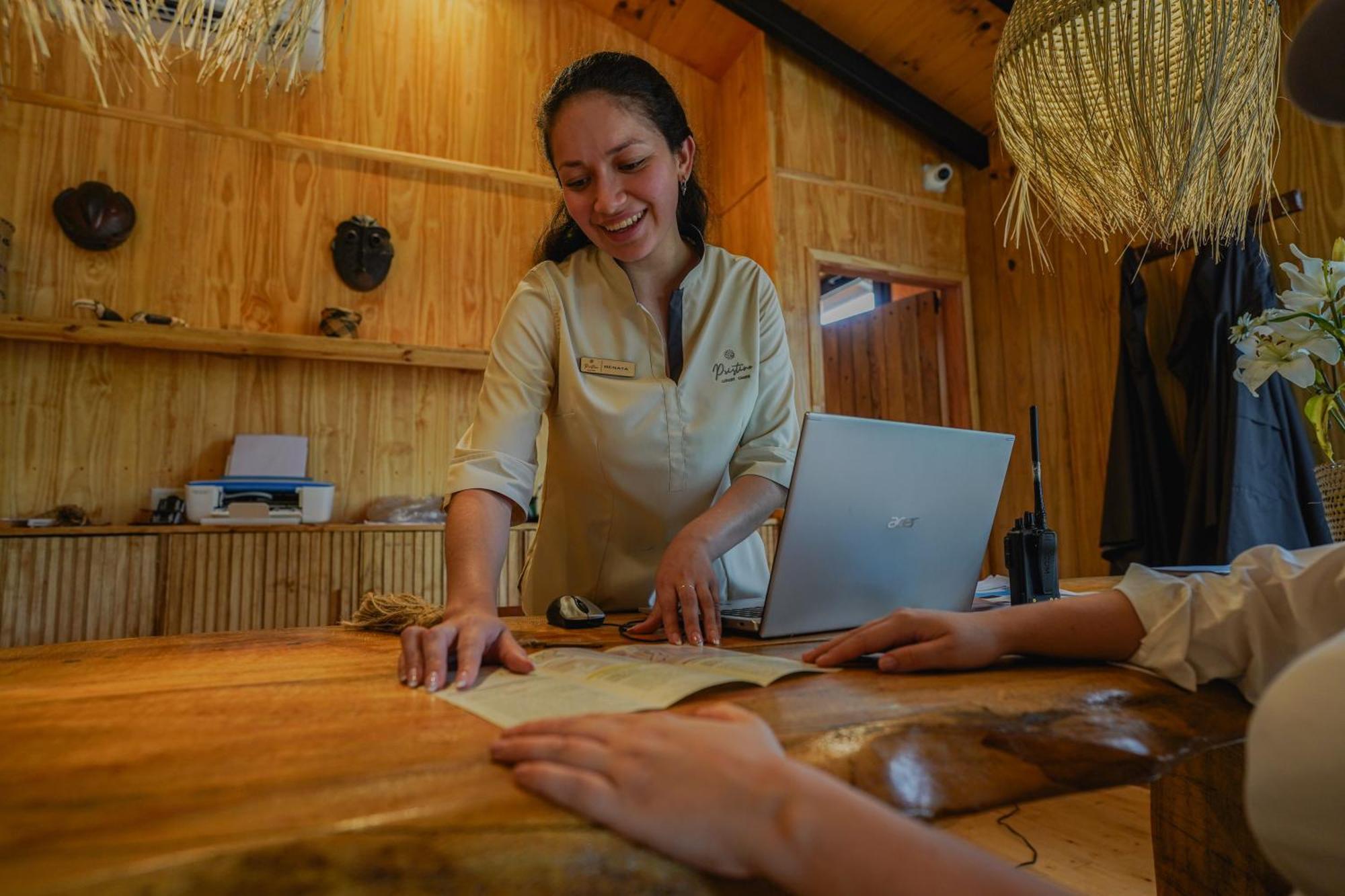 Reserva Natural Iguazu - Pristine Luxury Camp Puerto Libertad Bagian luar foto