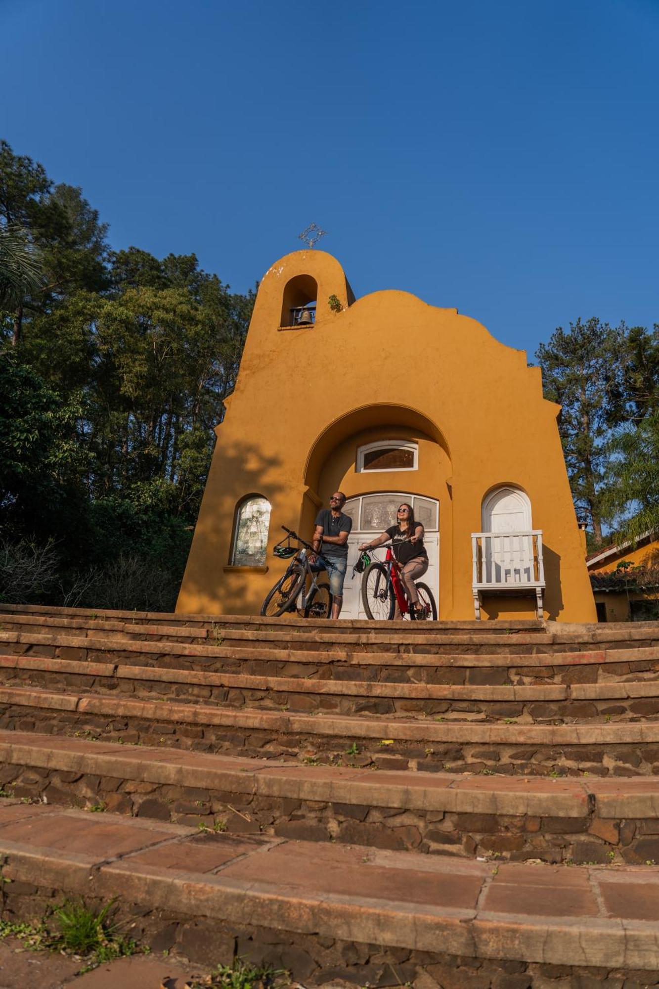 Reserva Natural Iguazu - Pristine Luxury Camp Puerto Libertad Bagian luar foto
