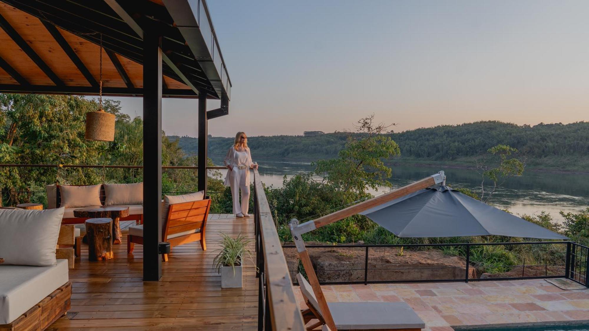 Reserva Natural Iguazu - Pristine Luxury Camp Puerto Libertad Bagian luar foto